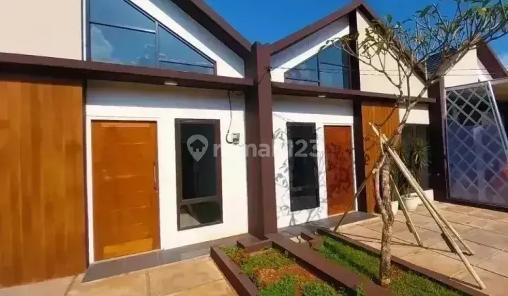Rumah minimalis modern dekat dengan akses tol surat sudah SHM  1