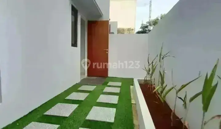 Rumah minimalis modern dekat dengan akses tol surat sudah SHM  9