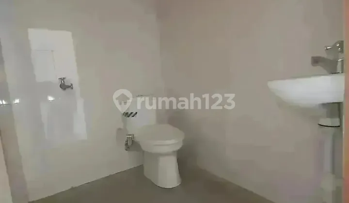 Rumah minimalis modern siap huni surat sudah SHM bisa KPR  8
