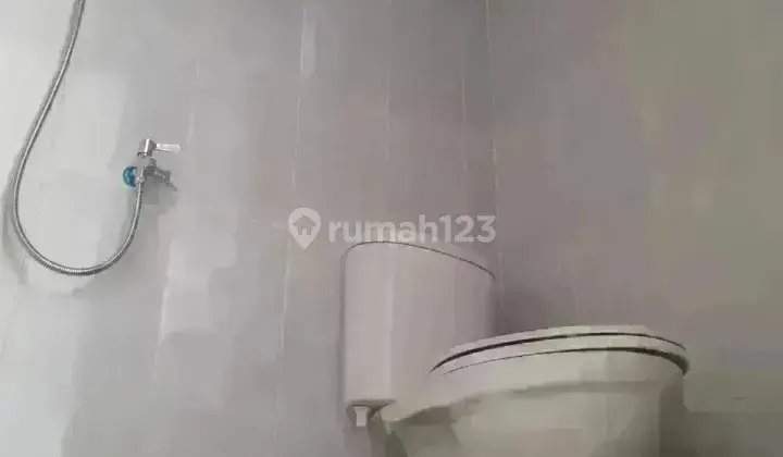 Rumah minimalis modern terbaru dekat dengan akses tol  7