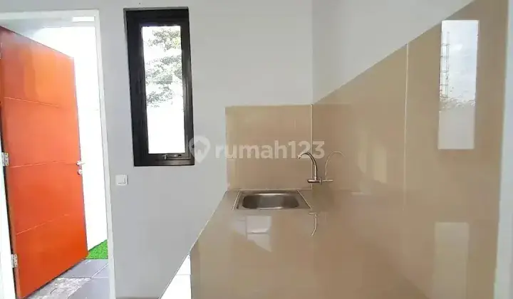 Rumah siap huni sudah shm Bebas banjir Lokasi cibubur 8