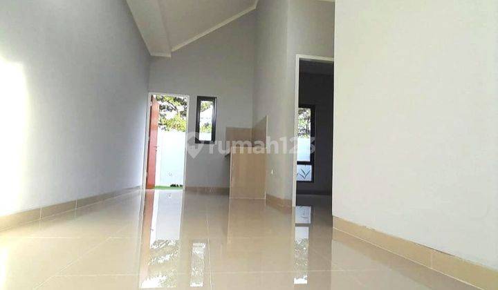 Rumah Surat SHM Bebas banjir Lokasi dekat Exit Tol cimanggis 4