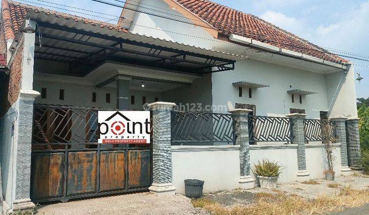 Rumah Siap Huni Dekat Jalan Raya, Cocok Untuk Usaha. Dekat Jaten 1