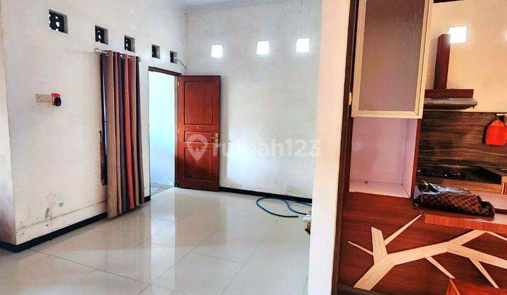 Rumah Full Furnished Dekat Luwes Gentan, 7 Menit Ke Solo 2