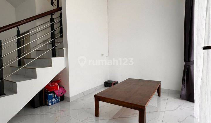 Rumah Baru 2 lantai Akasha Komplek Royal Sumatera SHM 4