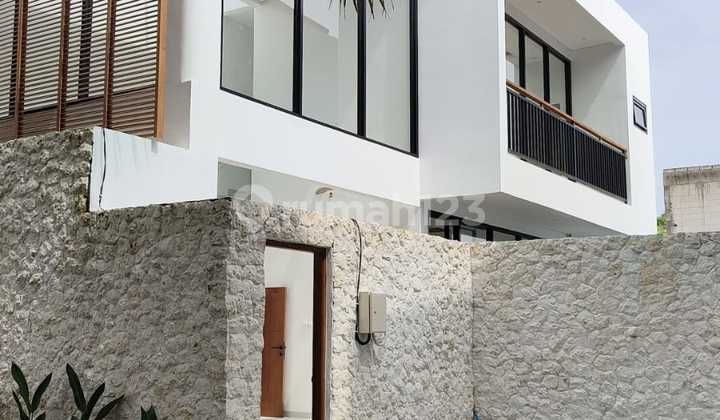 FOR RENT NEW VILLA 2BR FURNISHED STRATEGIC TO MAIN ROAD IN NUSA DUA FOR RENT NEW VILLA 2BR FURNISHED STRATEGIC TO MAIN ROAD IN NUSA DUA