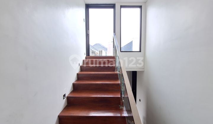 RUMAH SEMI VILLA FURNISHED 5BR KAWASAN VILLA DAN PERUMAHAN DI CANGGU 2