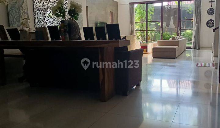 Luxury Fully Furnished House Location in the Middle of Denpasar City 2