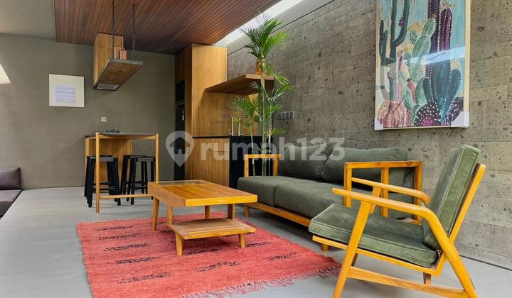 Villa Modern Minimalis 2 Br Kawasan Villa Dekat Pantai  Di Kayu Tulang Canggu 
