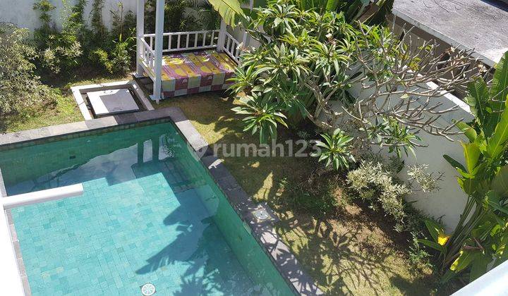 Villa Mimili has sea views and the Bali Mandara toll road in the South Kuta area  1