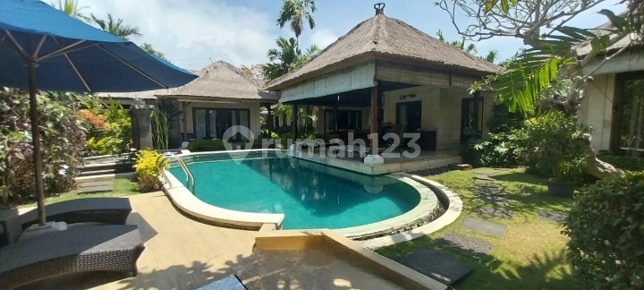 VILLA 3BR FURNISHED PRIVAT POOL LOKASI STARTEGIS DEKAT PANTAI JIMBARAN VILLA 3BR FURNISHED PRIVAT POOL LOKASI STARTEGIS DEKAT PANTAI JIMBARAN
