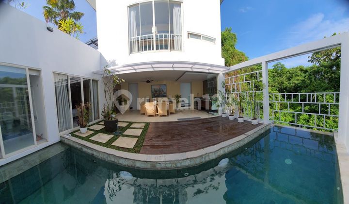 VILLA READY FURNISHED 3BR SIAP HUNI ONE GATE AREA NUSA DUA BALI