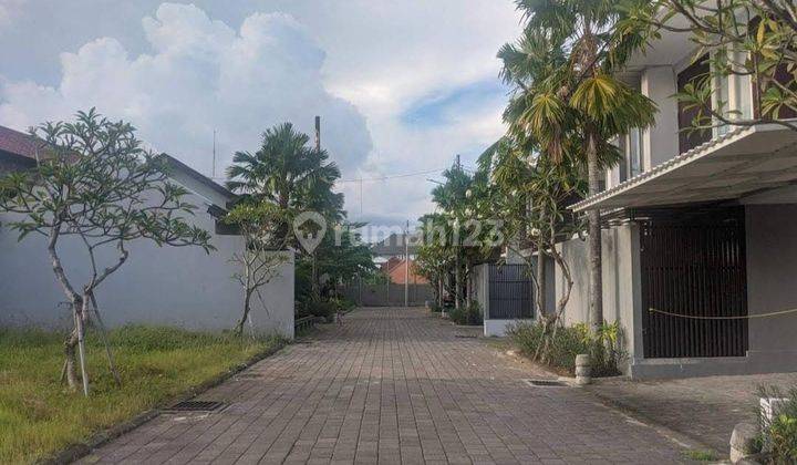 Rumah Siap Huni Sangat Terawat One Gate System Area Denpasar  1