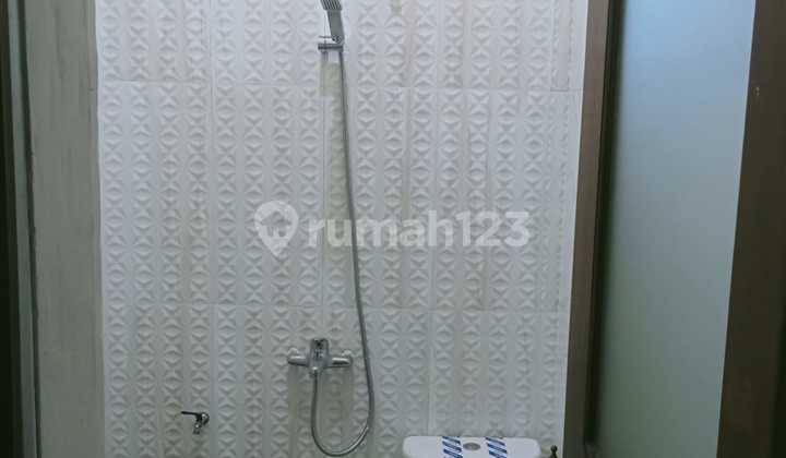 FOR RENT RUMAH MINIMALIS 1LT 3BR KAWASAN STARTEGIS  DI RENON 2