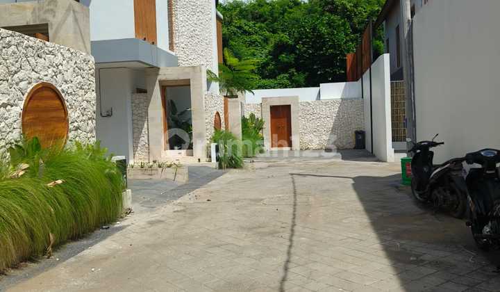 HUNIAN READY UNIT VILLA 2BR PRIVAT POOL STARTEGIS  NEAR BEACH SNAUR 