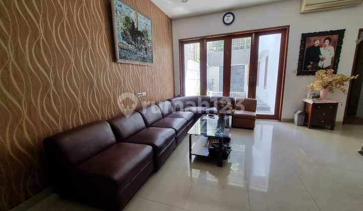 RUMAH MINIMALIS HALAMAN LUAS 2LT 3BR STARTEGIS BANGET DI RENON 2