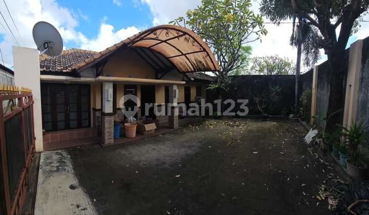 FOR SALE RUMAH 2LT KOST DEKAT JALAN UTAMA LOKASI PREMIUM SANUR