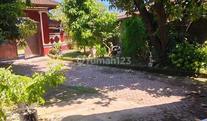 FOR RENT HUNIAN DENGAN HALAMAN LUAS  DI PUSAT KOTA TEUKU UMAR 1