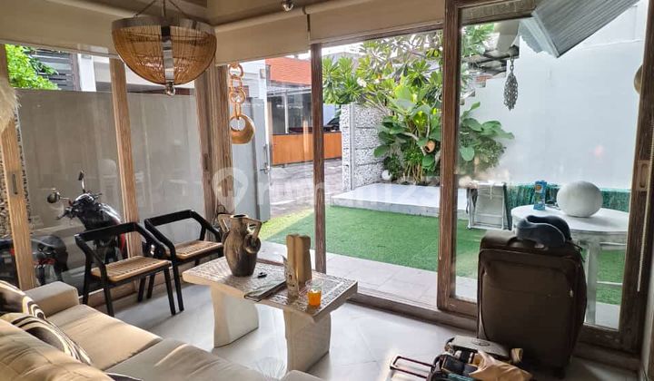 VILLA READY FURNISHED VERY BEAUTIFUL PRIVAT POOL DI KEROBOKAN 