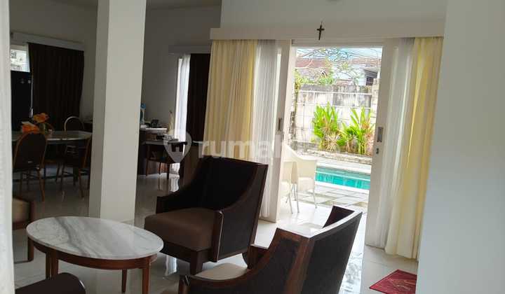 FOR SALE SEMI VILLA HOUSE 4BR PRIVATE POOL FURNISHED JIMBARAN LOCATION 2