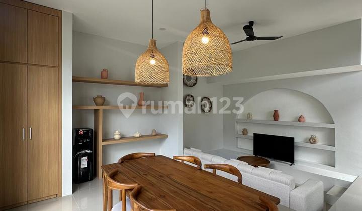 NEW VILLA 3 BR FURNISHED PRIVATE POOL BEST LOCATION NEAR CENTER OF CANGGU