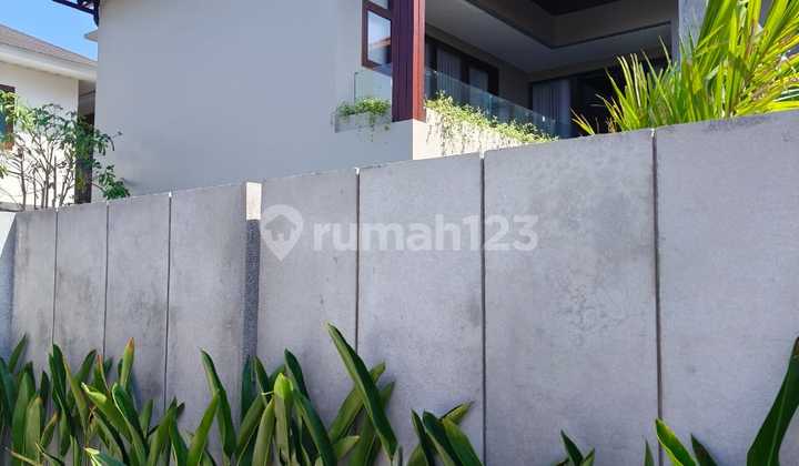 FOR SALE VILLA SANUR BARU 4 BR BIG POOL 2LT FURNIHSED PANTAI SANUR 2