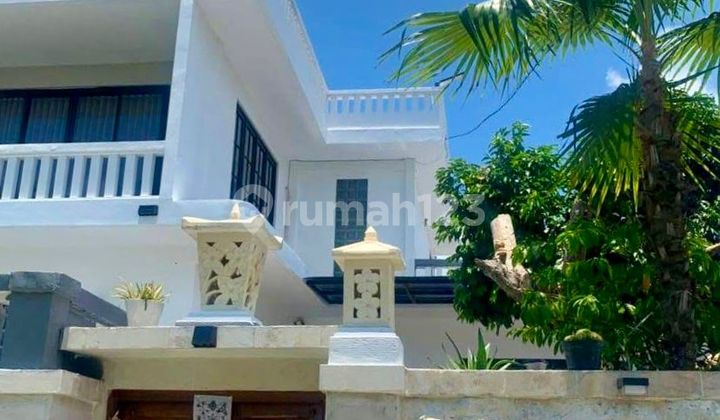HUNIAN SIAP HUNI SEMI VILLA PRIVAT POOL 4BR KAWASAN UNGASAN BALI