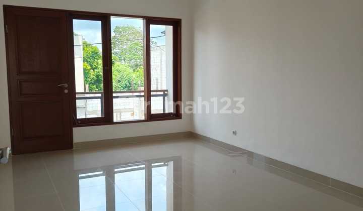 NEW 3 BR RESIDENCE ONE GATE CLUSTER IN STRATEGIC JIMBARAN AREA