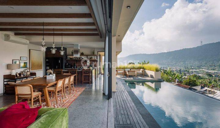 VILLA SUPER MEWAH PEMANDANGAN ALAMI 4BR KAWASAN TERBAIK DI BEDUGUL BALI
