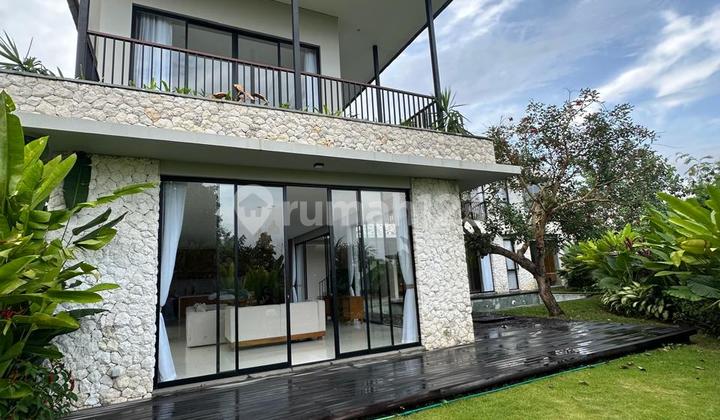 Villa Mewah Pusat Canggu Modern Tropis Dalam Cluster 5 Menit Menuju Pantai Batu Bolong Villa Mewah Pusat Canggu Modern Tropis Dalam Cluster 5 Menit Menuju Pantai Batu Bolong