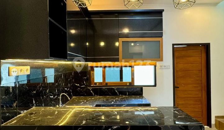 FOR SALE HUNIAN BARU SIAP HUNI 3BR BEBAS BANJIR DI DENPASAR BARAT 