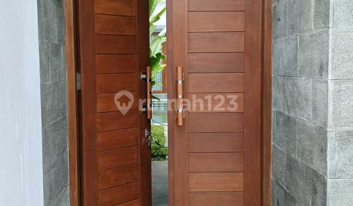FOR RENT READY 3 BR MINIMALIST VILLA AREA NEAR BEACH SANUR