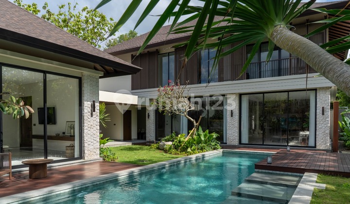 HUNIAN VILLA MEWAH PREMIER RESIDENTIAL ONE GATE NEAR BEACH JIMBARAN BALI HUNIAN VILLA MEWAH PREMIER RESIDENTIAL ONE GATE NEAR BEACH JIMBARAN BALI