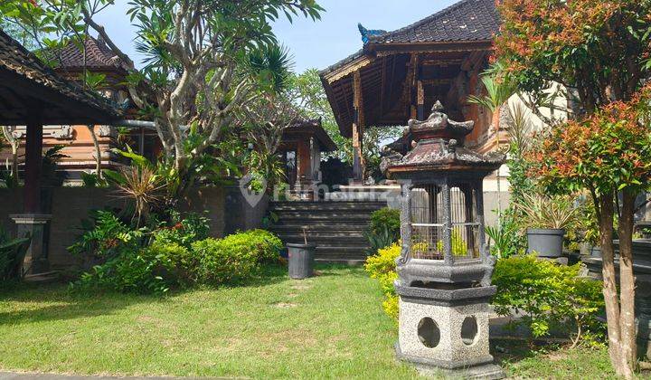 FOR  RENT HUNIAN BALINESE SANGAT LUAS TANAH 3 STEPPING GIANYAR 2