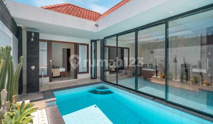 Villa Great Location On Jl Semat Berawa Bali