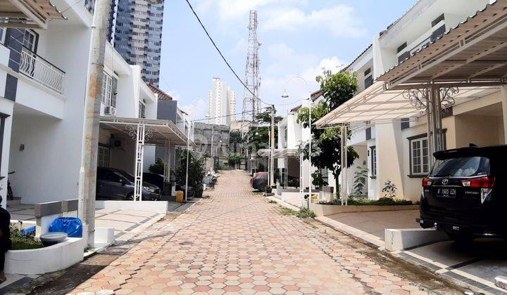 rumah modern 2 lantai jalan margonda depok 12