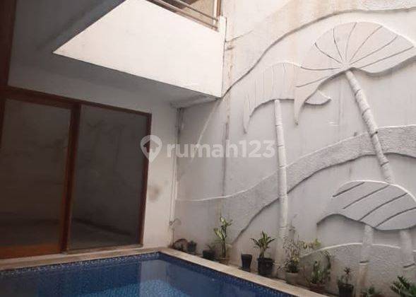 Disewakan Rumah Semi Furnished Siap Huni di Jl Karang Asem Kuningan  2
