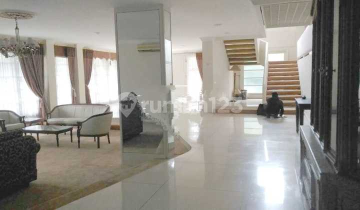 Exclusive Rental House Near SCBD and Kebayoran Baru