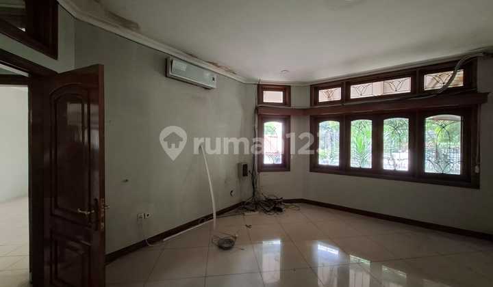 Rumah Eksklusif Disewakan 2