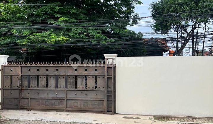 Rumah Sewa Depan Jalan Besar