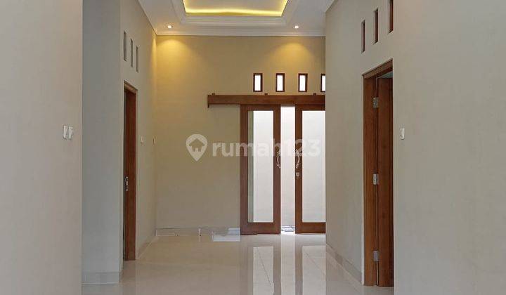 Rumah Elegan Desain Kekinian Dekat Smpn 2 Kalasan Di Purwomartani 4