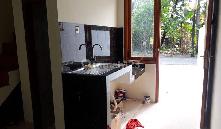 Rumah Cantik 2lt Siap Huni Dekat Gembiraloka Jec Kawasan Progres 4