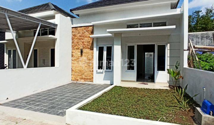 Rumah Modern Di Cluster Sisa 3 Unit Area Kasihan Bantul 1