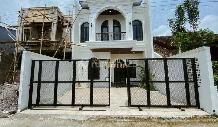 RUMAH 2 LANTAI STYLISH DI NGEMPLAK SLEMAN SIAP HUNI 1