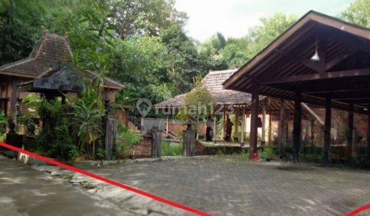 Rumah Unik Sentuhan Etnik Lahan Luas Di Minggir Sleman 2