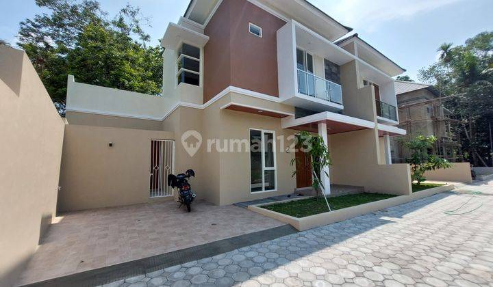 Rumah Modern 2 Lantai Akses Dekat Rsud Prambanan 1