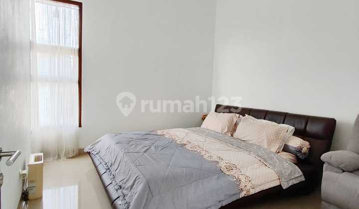 Luxurious 2-Story House Within Ringroad Jogja, Furnished 2