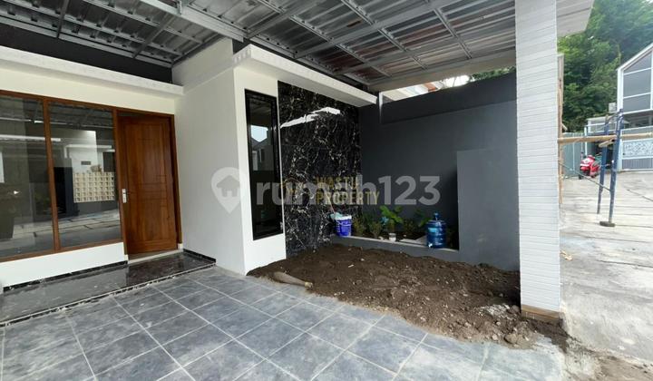 One Gate House Ready to Occupy in the Housing Complex on Jl Besi Jangkang 2