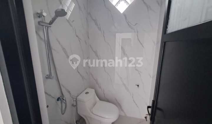 Rumah 2 Lantai Baru Semi Furnished SHM di Godean Sleman, Sleman 10