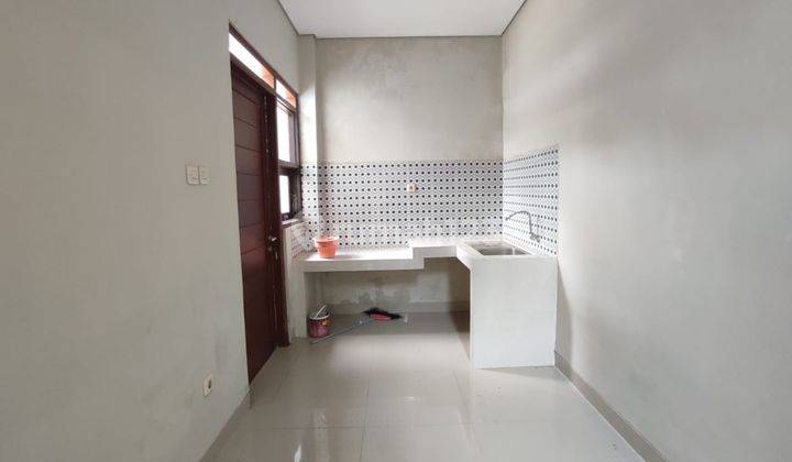 Rumah 2 Lantai Baru Unfurnished SHM di Purwomartani, Yogyakarta 2